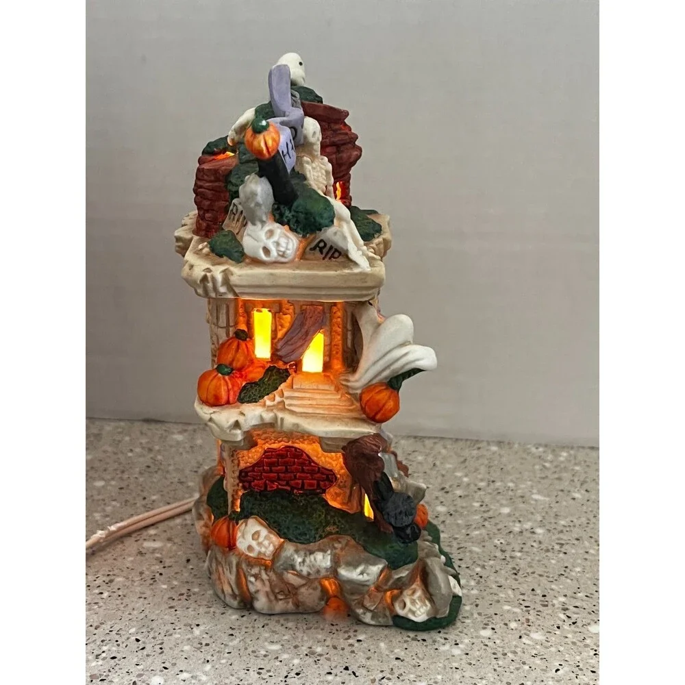Porcelain Lighted Haunted House Halloween Ghost Pumpkin Skeleton Village READ